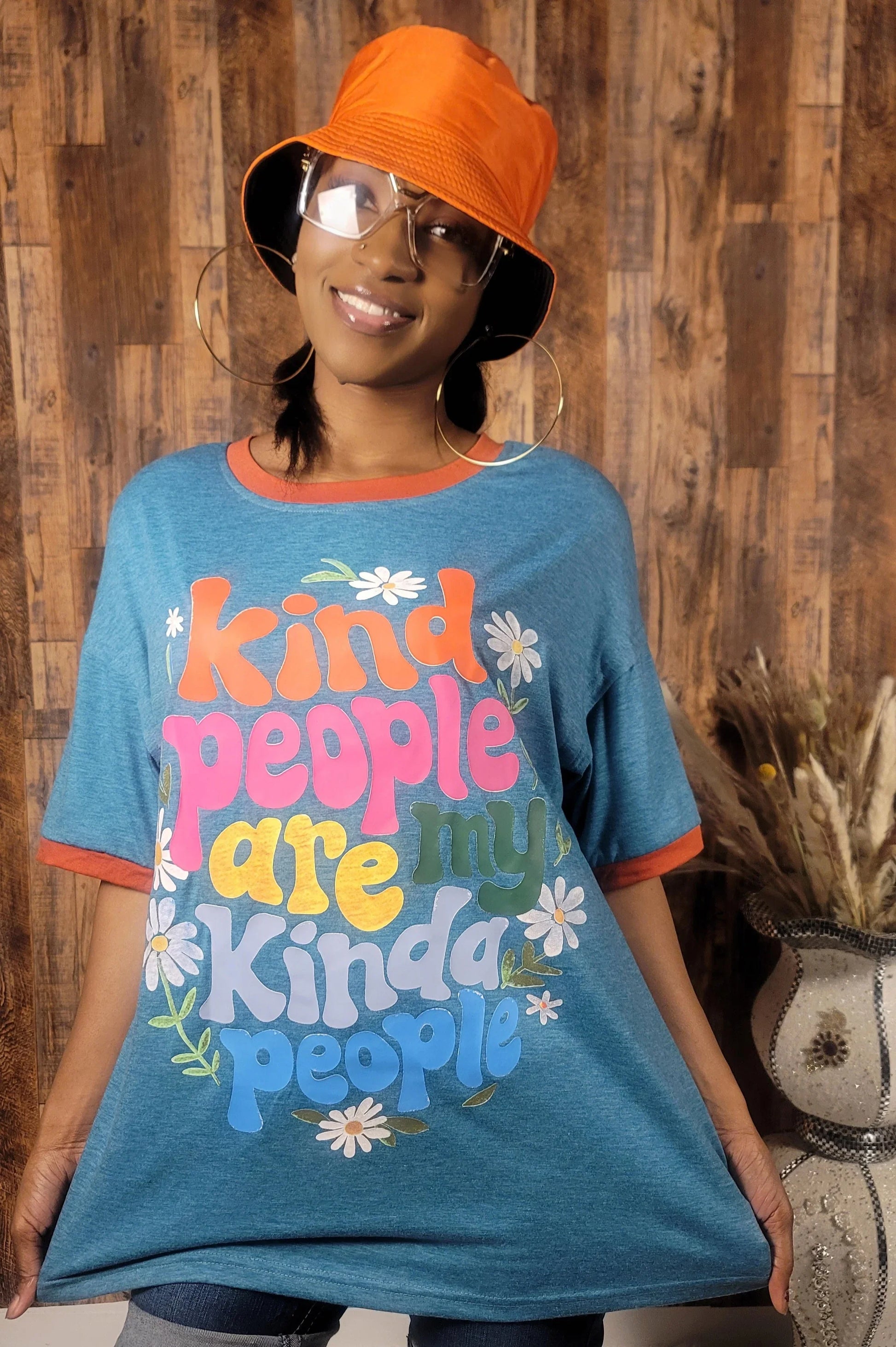 Oversized "Kind People" Graphic Top - Kloset 6