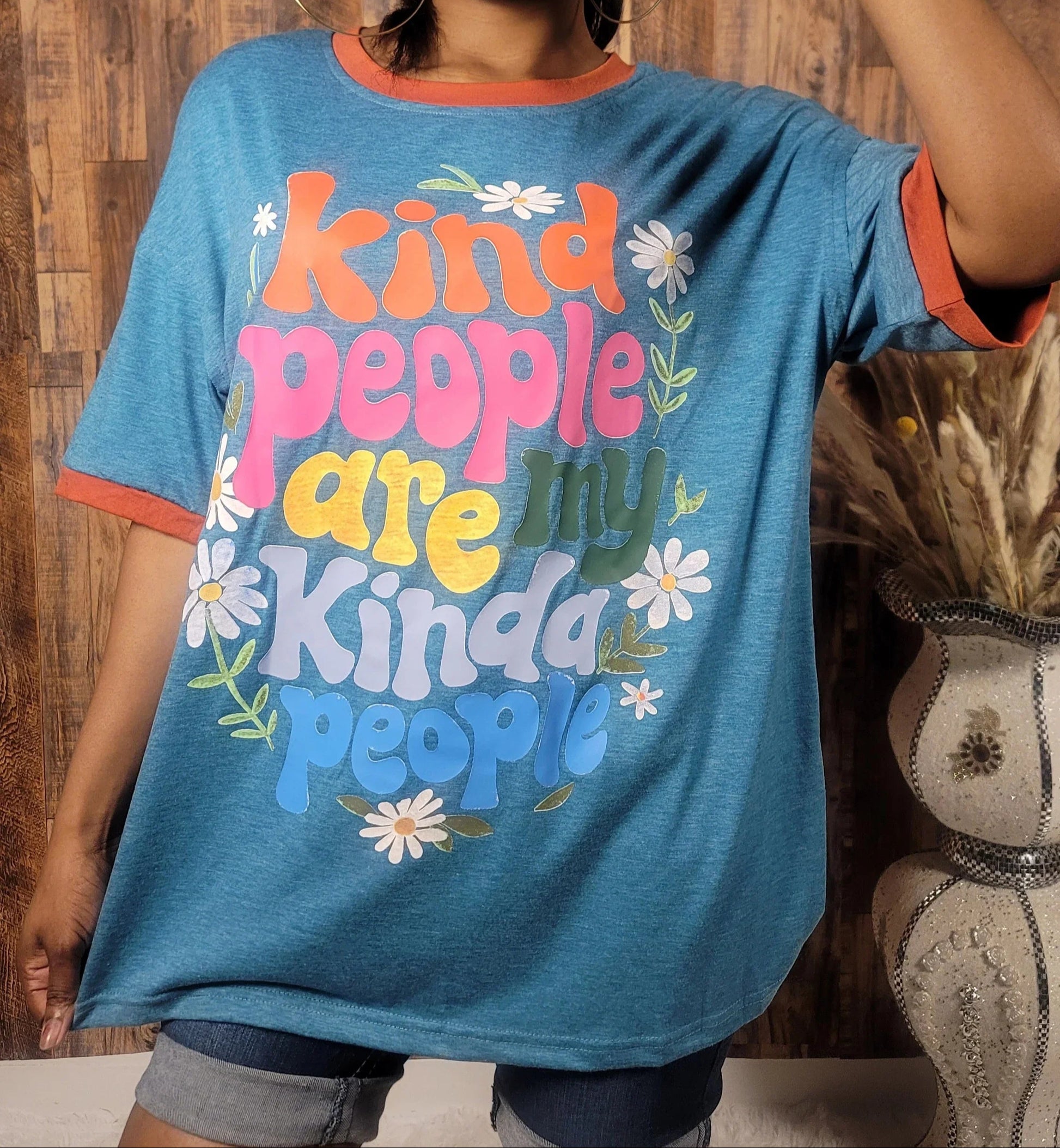 Oversized "Kind People" Graphic Top - Kloset 6